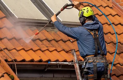 Démoussage et hydrofuge de toiture à Gouffern en Auge
